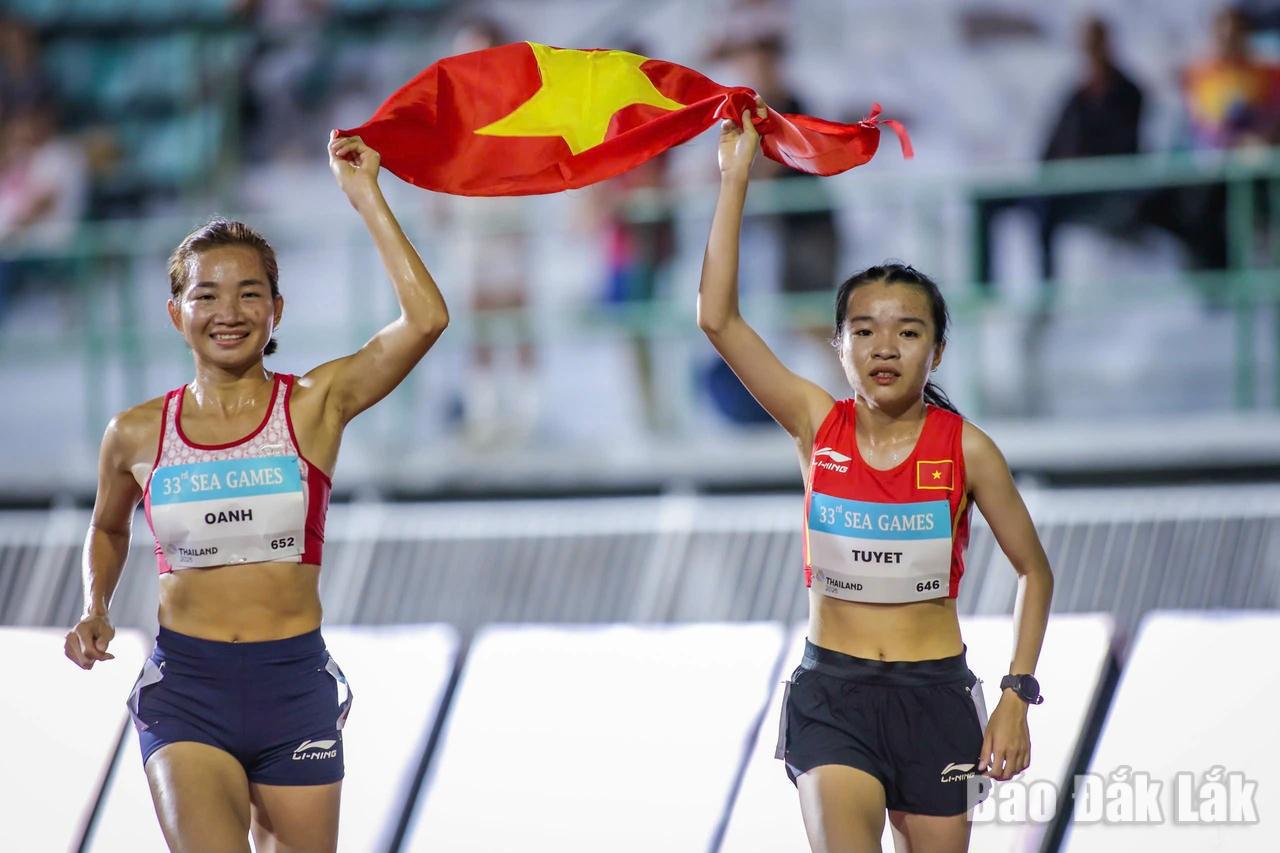 Two golden faces of Dak Lak sports