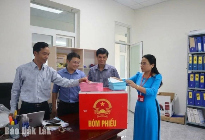 (Video) Xã Liên Sơn Lắk sẵn sàng cho ngày bầu cử toàn dân