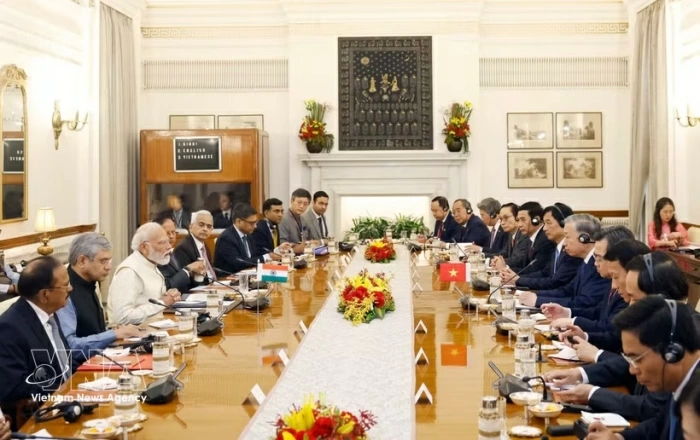Top Vietnamese leader holds talks with Indian PM