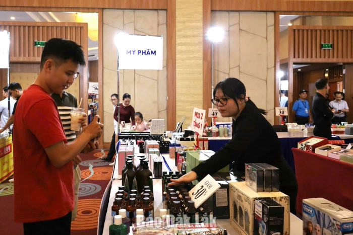 Boosting promotions to stimulate year-end demand