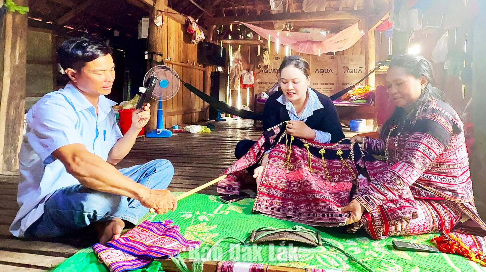 Empowering local people with digital tools, opening pathways to sustainable livelihoods