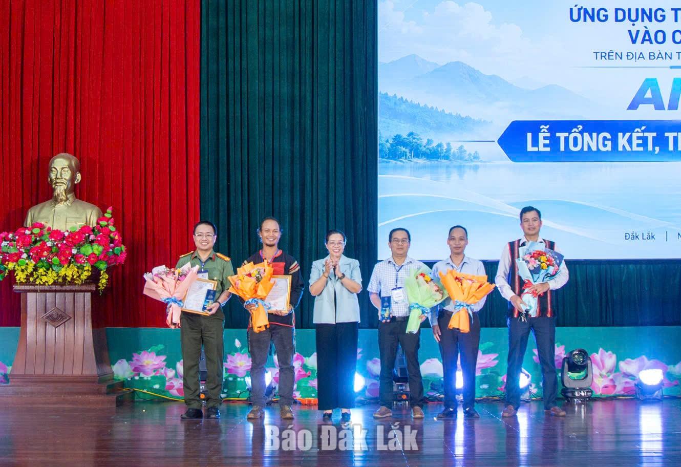 Award ceremony for the “AI for Life” contest