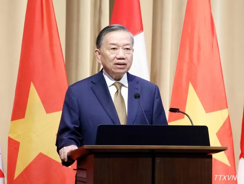 Viet Nam ready to work with Canada to build substantive Strategic Partnership: Top leader
