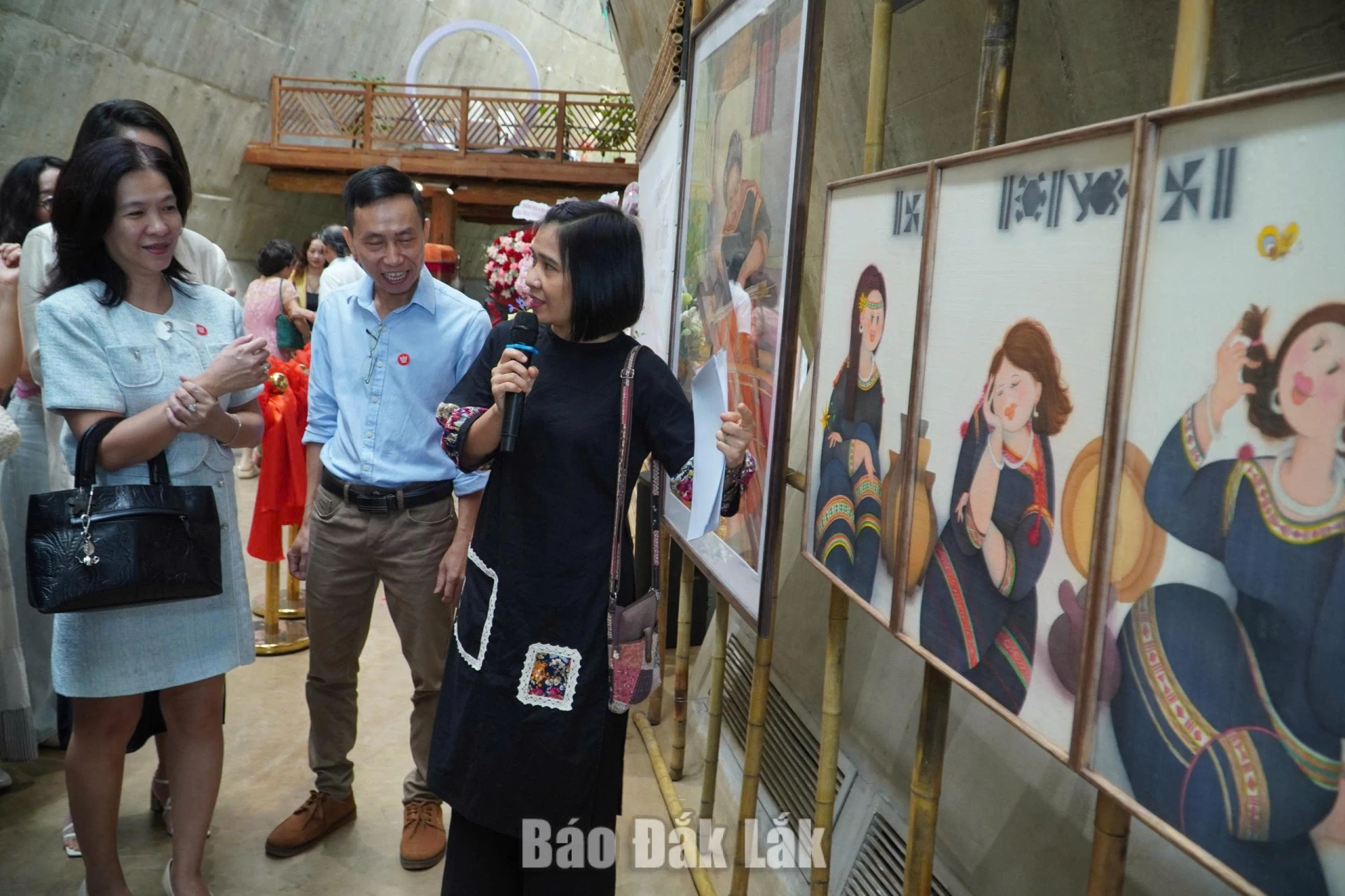 Opening the “Highland Silk” painting exhibition