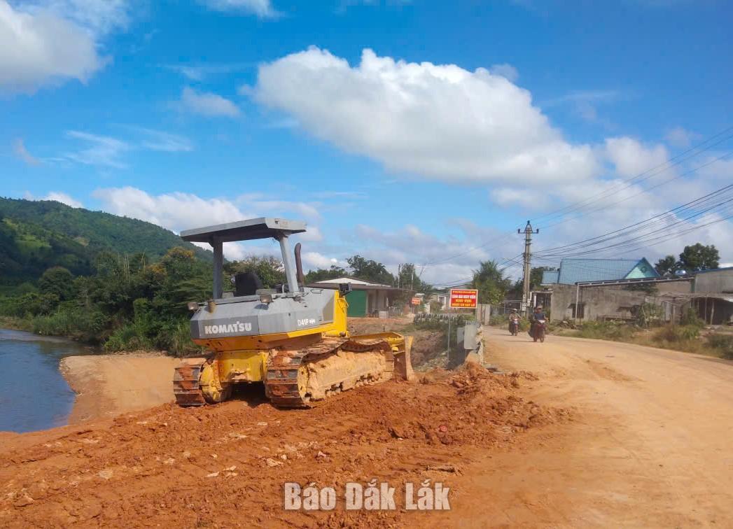 Prioritizing repairs to rural transport infrastructure